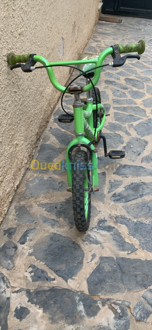 Vélo pour enfants دراجة الأطفال