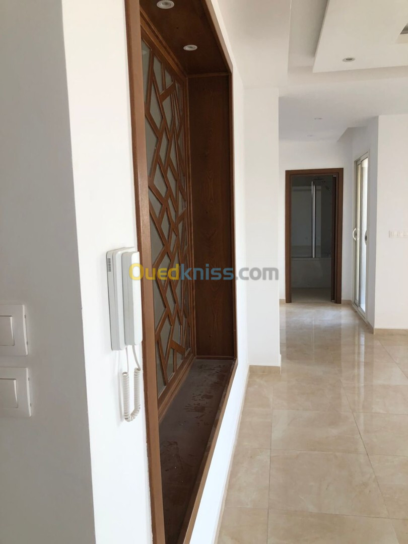 Vente Appartement F5 Alger Cheraga