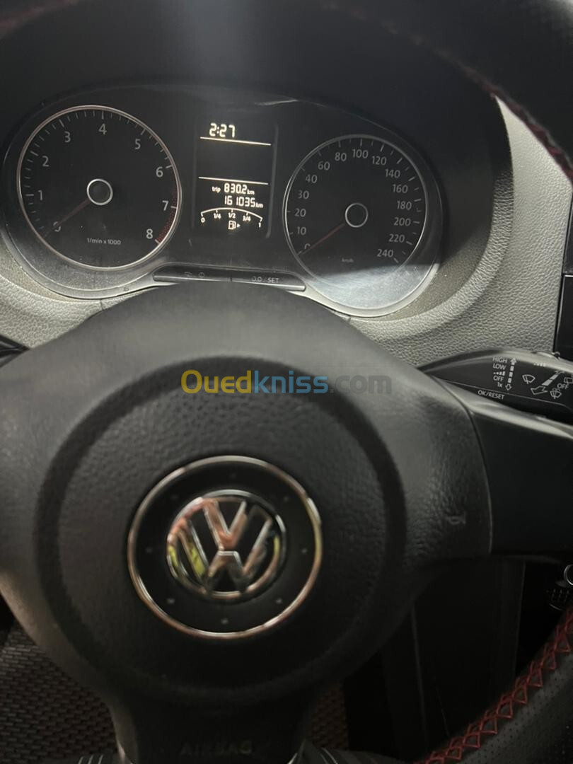 Volkswagen Polo 2014 R-line