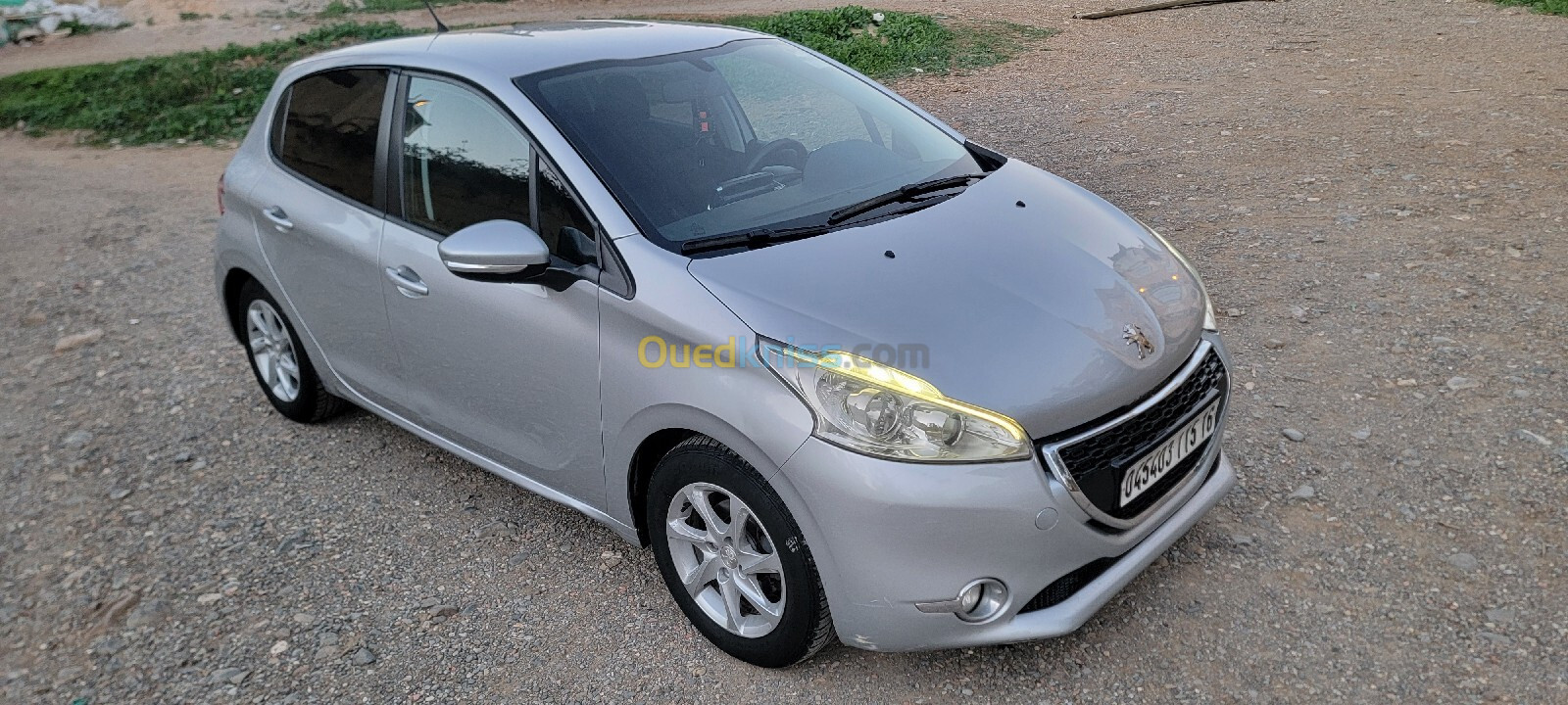 Peugeot 208 2015 Active