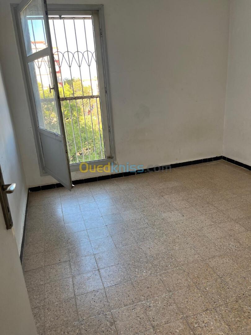 Location Appartement F4 Alger Bab ezzouar