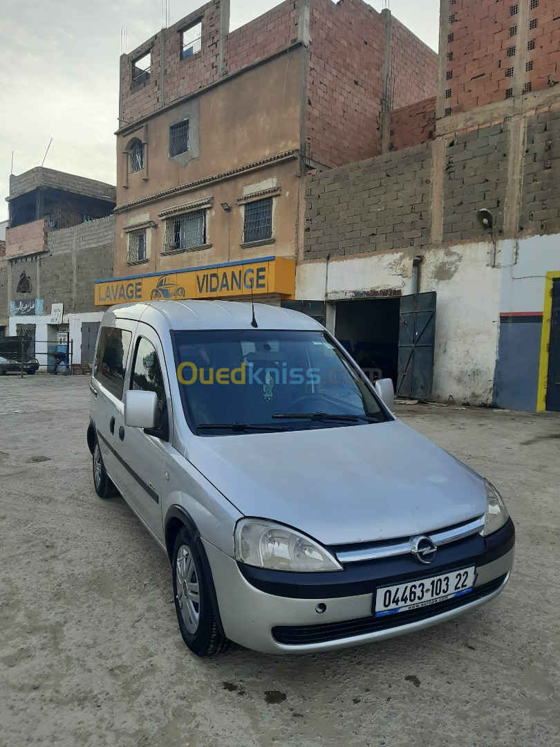 Opel combo 2003 