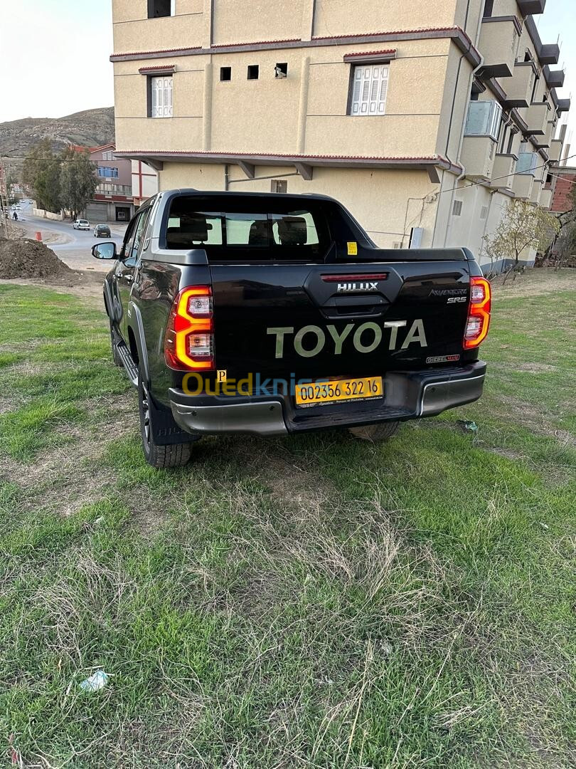 Toyota Hilux 2022 Adventure 2.8 d4d 204ch