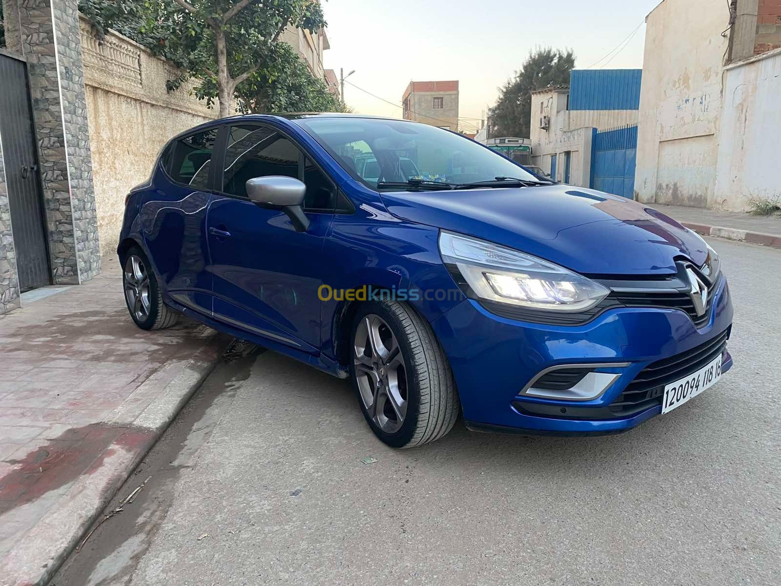 Renault Clio 4 2018 GT Line + - Alger Algeria