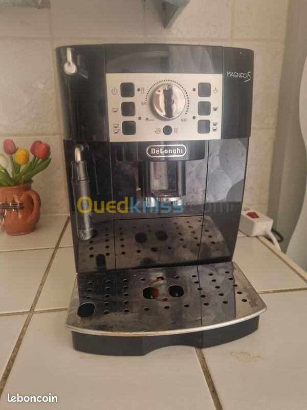 Delonghi magnifica S bonne occasion 