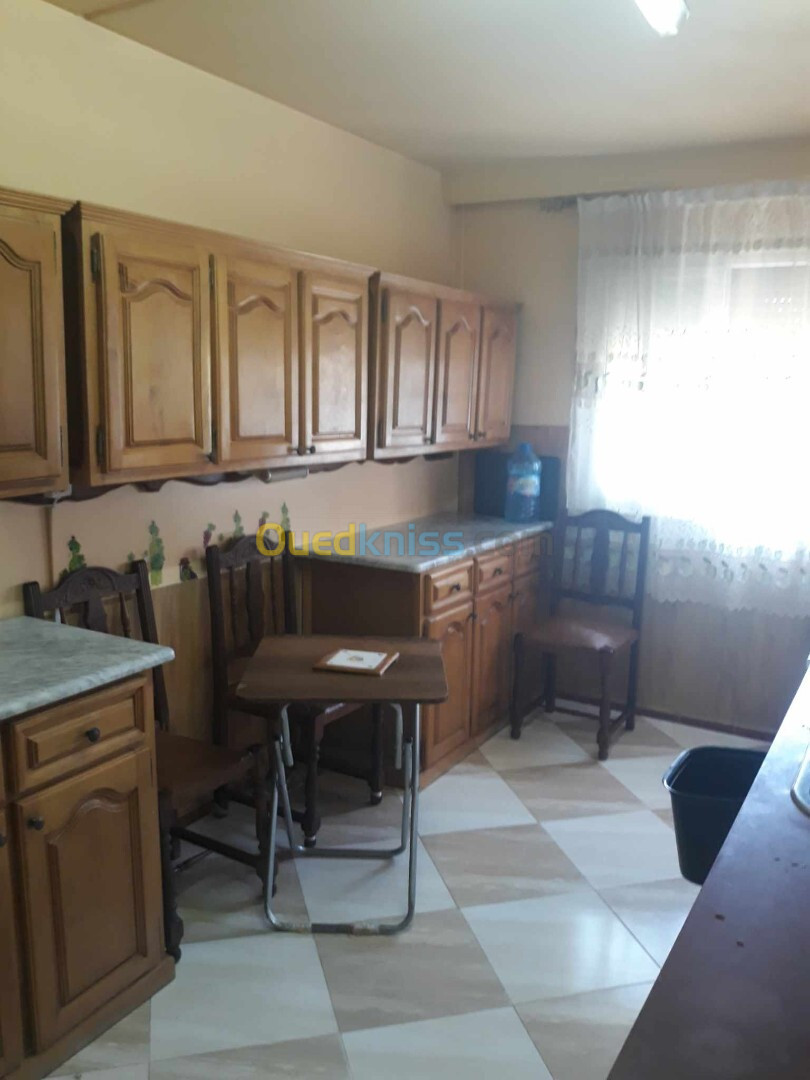 Location Appartement F3 Alger Dely brahim