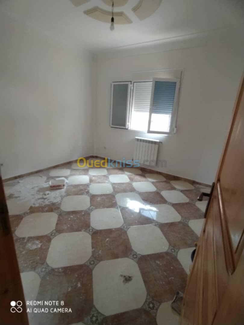 Location Appartement F4 Alger Rais hamidou