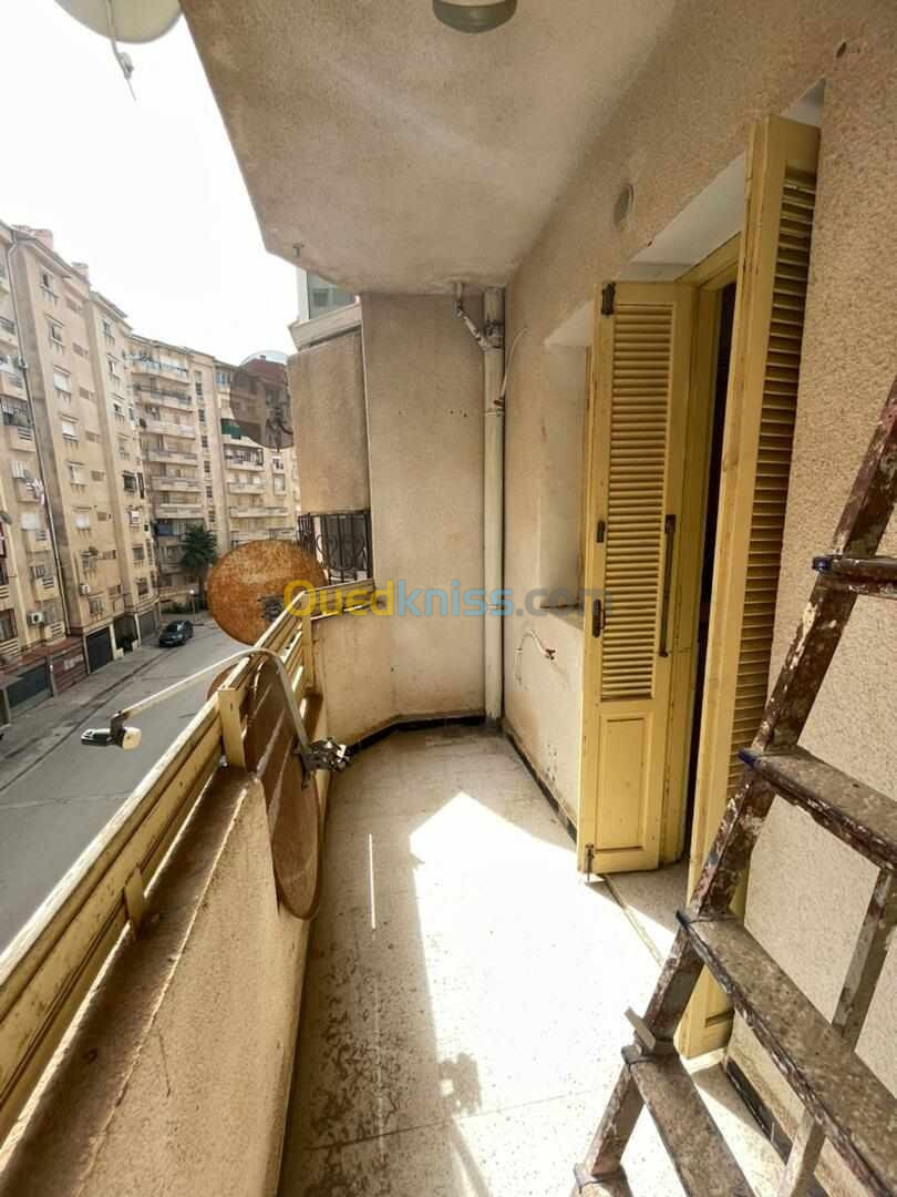 Vente Appartement F2 Alger Bouzareah