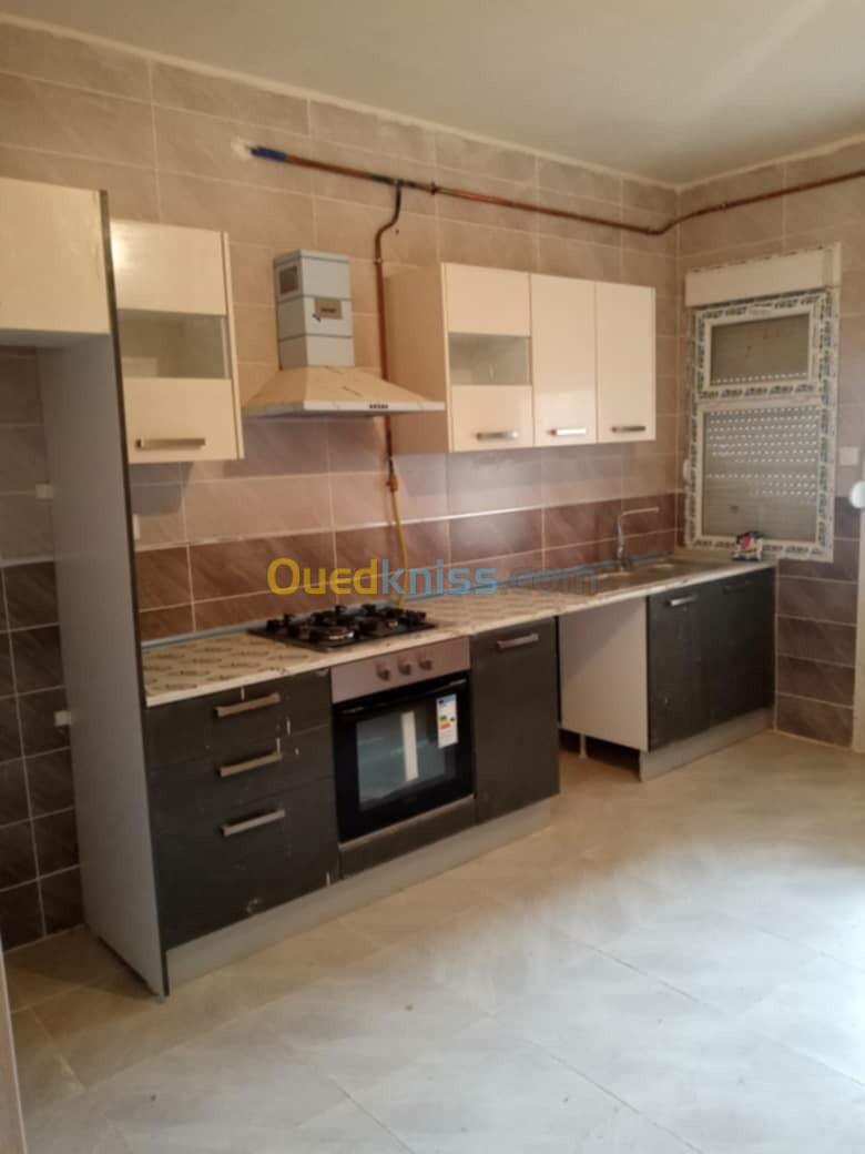 Location Appartement F5 Alger Ain benian