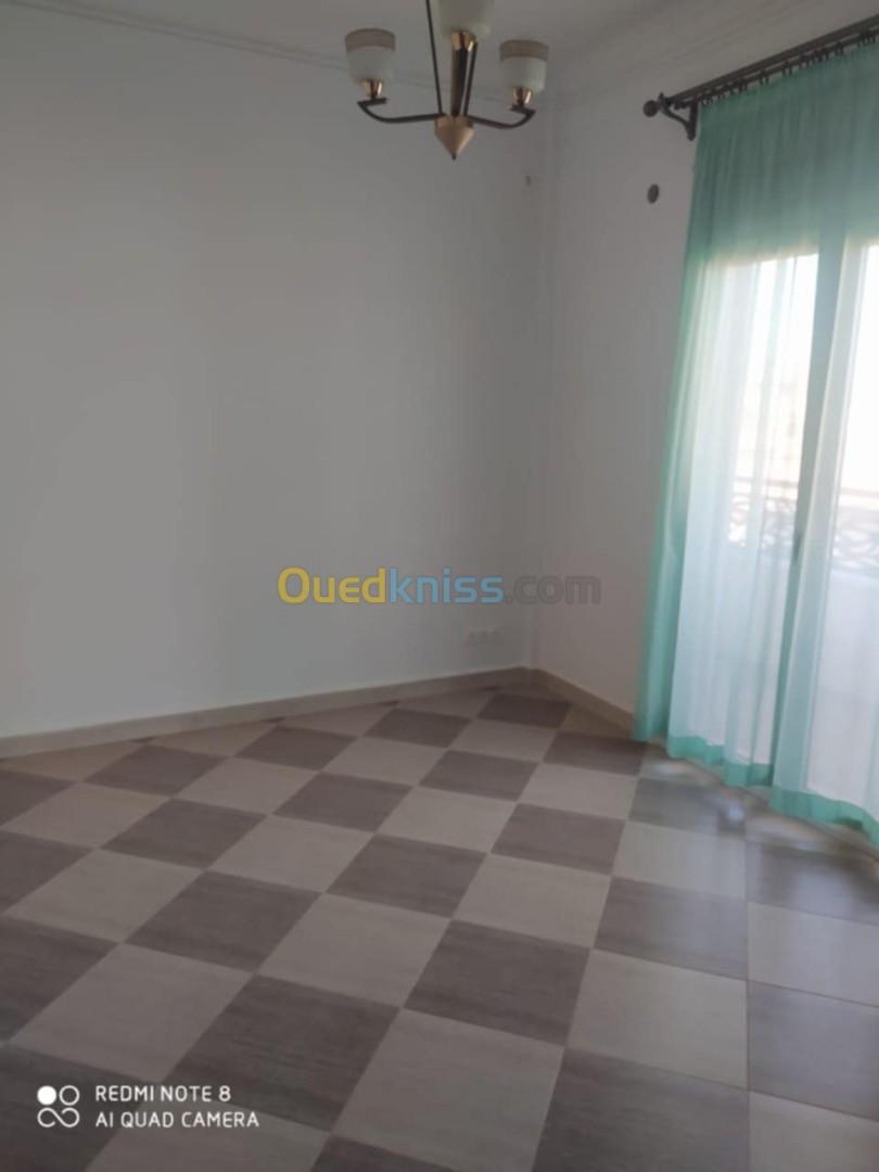 Location Appartement F4 Alger Dely brahim