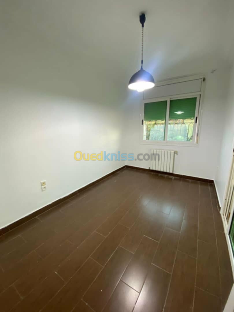 Location Appartement F4 Alger Cheraga