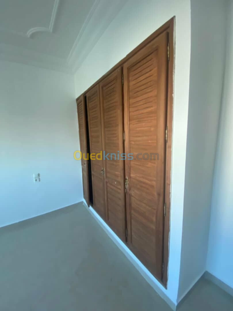 Location Appartement F4 Alger Cheraga