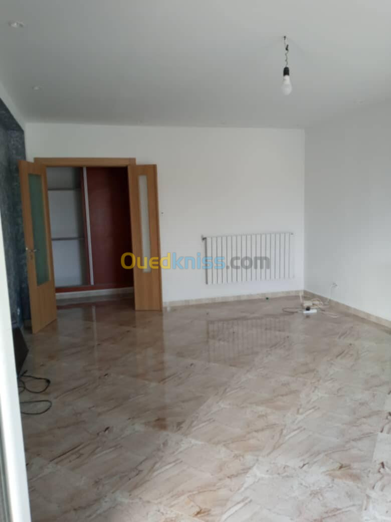 Location Appartement F4 Alger Ouled fayet