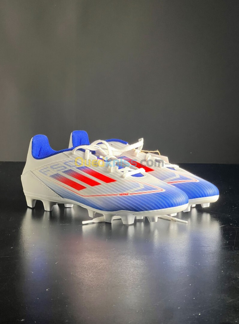 Adidas F50 League terrain souple / multi-surfaces