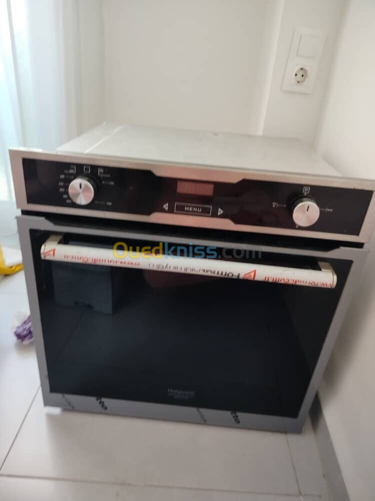 Four hotpoint ariston