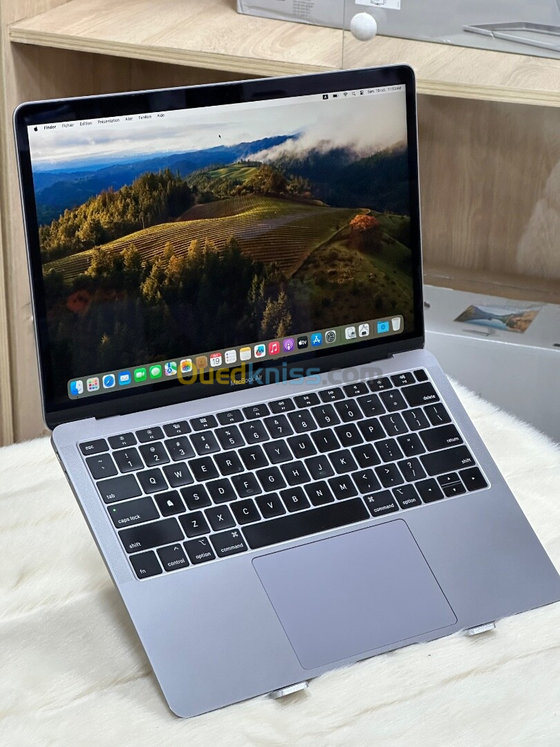 MACBOOK AIR RETINA 13.3 2018 I5 1.6GHZ 8GO 256GO SSD 