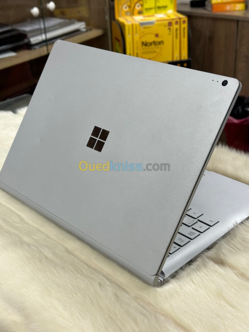 SURFACEBOOK 2 I7 8650U 8GO 256GO SSD NVIDIA GEFORCE GTX1050 2GO