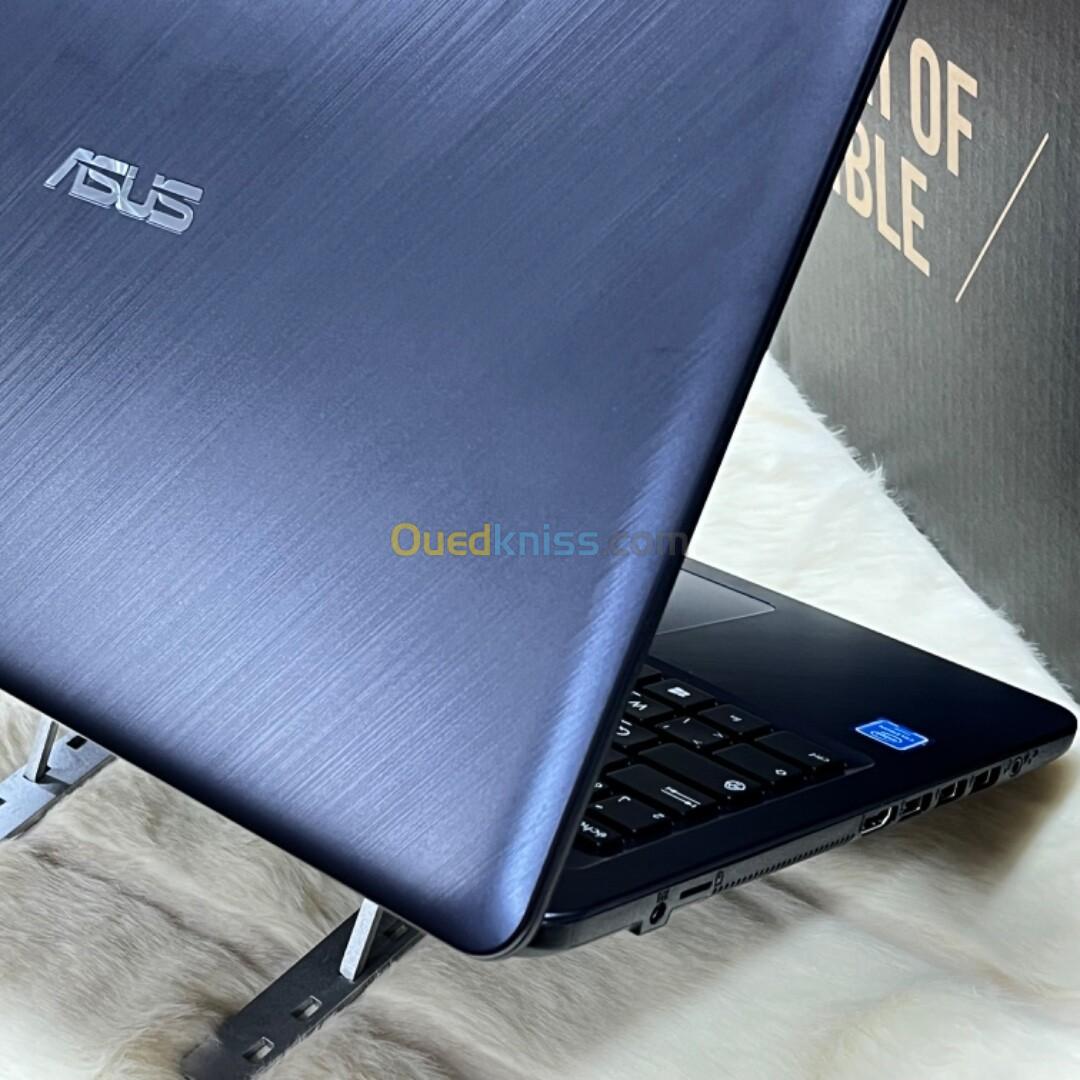 ASUS VIVOBOOK X543M CELERON N4020 4GO 256 SSD WIN 11 PRO 