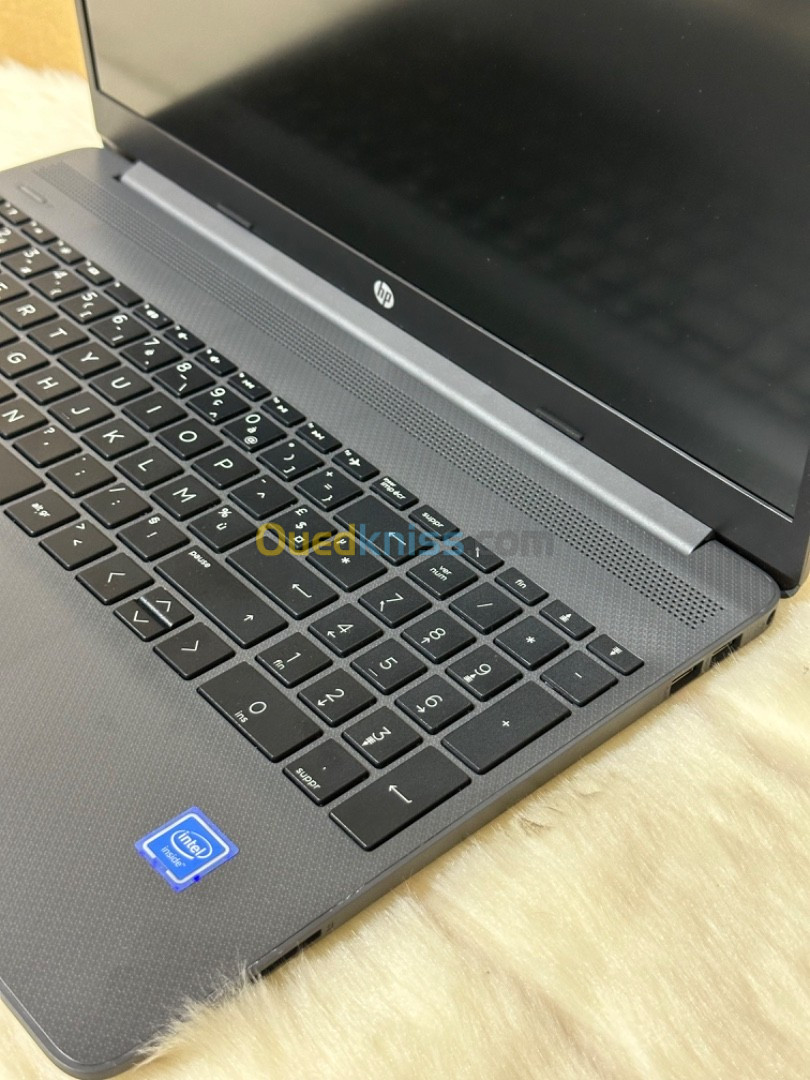 HP LAPTOP 15 CELERON N4120 4GO 256GO SSD 15.6 FHD NEUF SOUS EMBALLAGE 