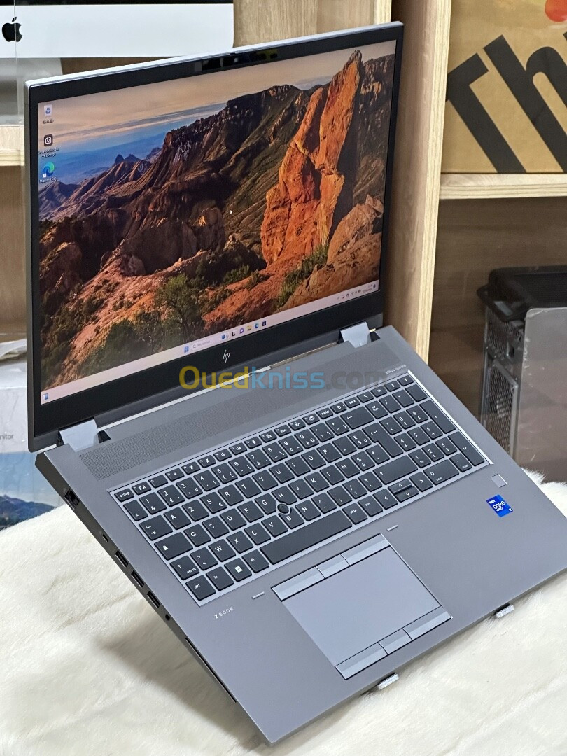 HP ZBOOK FURY 17 G8 I7 VPRO 11850H 32GO DDR4X 512GO SSD NVIDIA T1200 4GO 