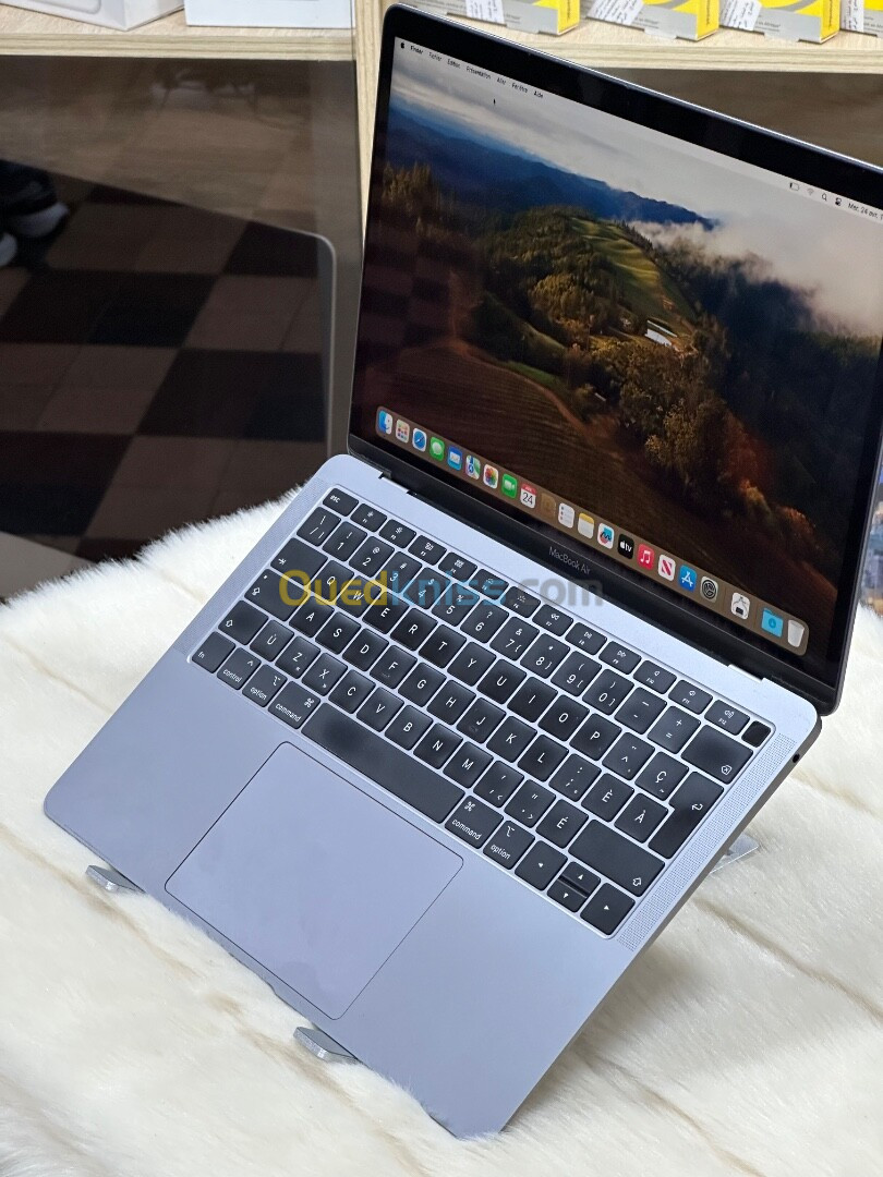 MACBOOK AIR RETINA 13.3 2018 I5 1.6GHZ 8GO 128GO SSD CYCLE 176