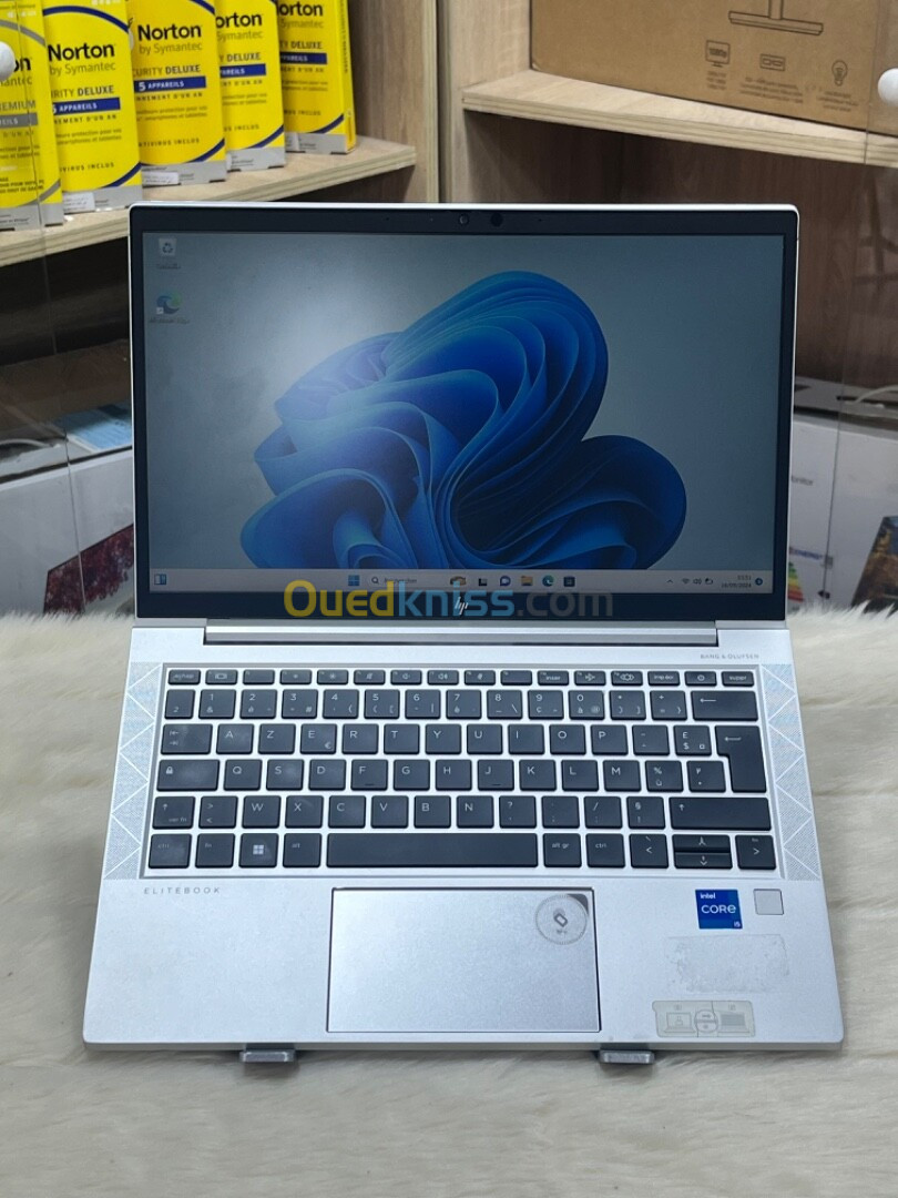 HP ELITEBOOK 840 G8 I5 1145G7 16GO 512 SSD ECRAN 14 FULL HD WIN 11 ORIGINAL 