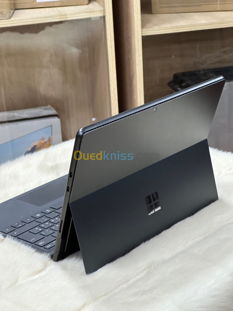 SURFACE PRO 8 I5 1135G7 8GO 256GO SSD NVME 