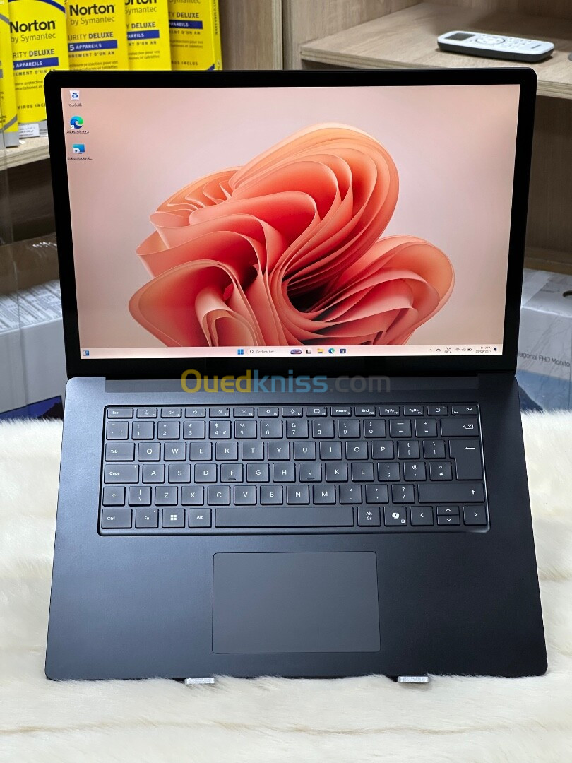 SURFACE LAPTOP 6 BUSINESS ULTRA 7 156H 16GO DDR5 512GO SSD 