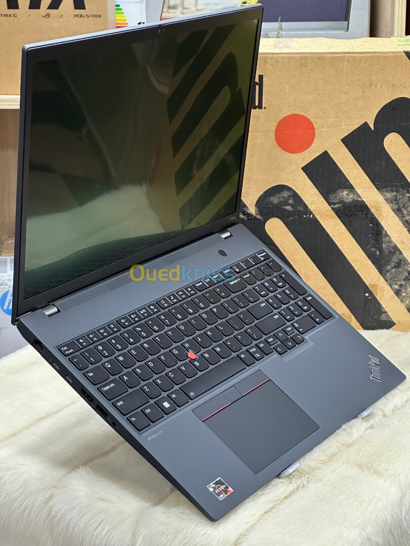 LENOVO THINKPAD P16s Gen 2 AMD RYZEN 7 7840U 64GO DDR5 1TO SSD AMD RADEON 780M NEUF SOUS EMBALLAGE 