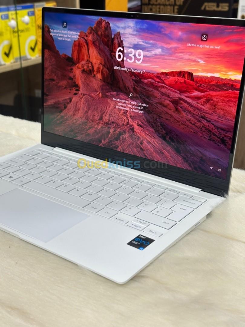 SAMSUNG GALAXYBOOK 930XDB I5 1135G7 8GO 256GO OLED