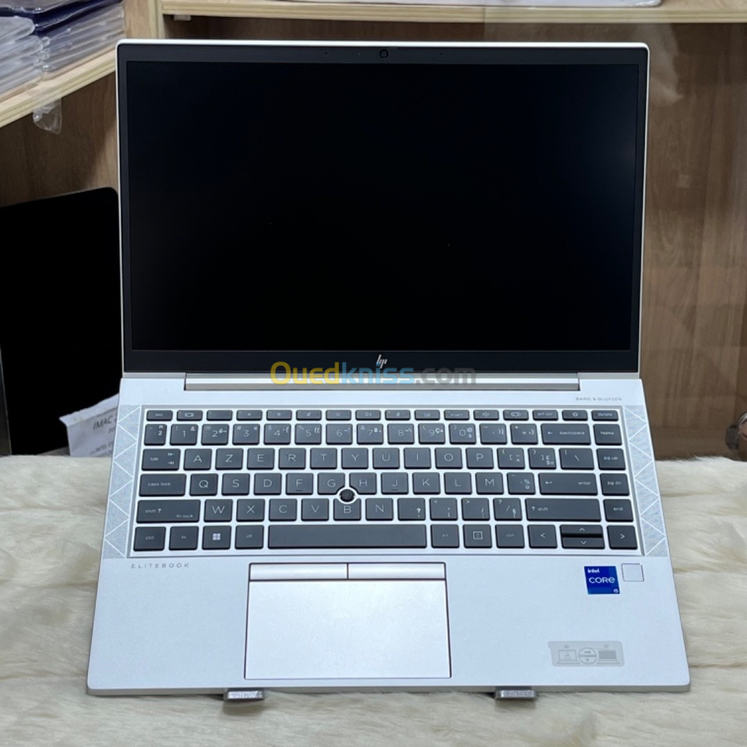 HP ELITEBOOK 840 G8 I5 1135G7 8GO RAM 512 SSD ECRAN 14 1080 LED WIN 11 PRO