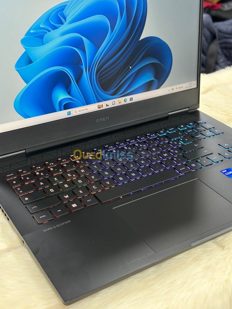 HP OMEN GAMING 16-WD0XXX I7 13620H 16GO DDR5 512GO SSD NVIDIA RTX4060 8GO