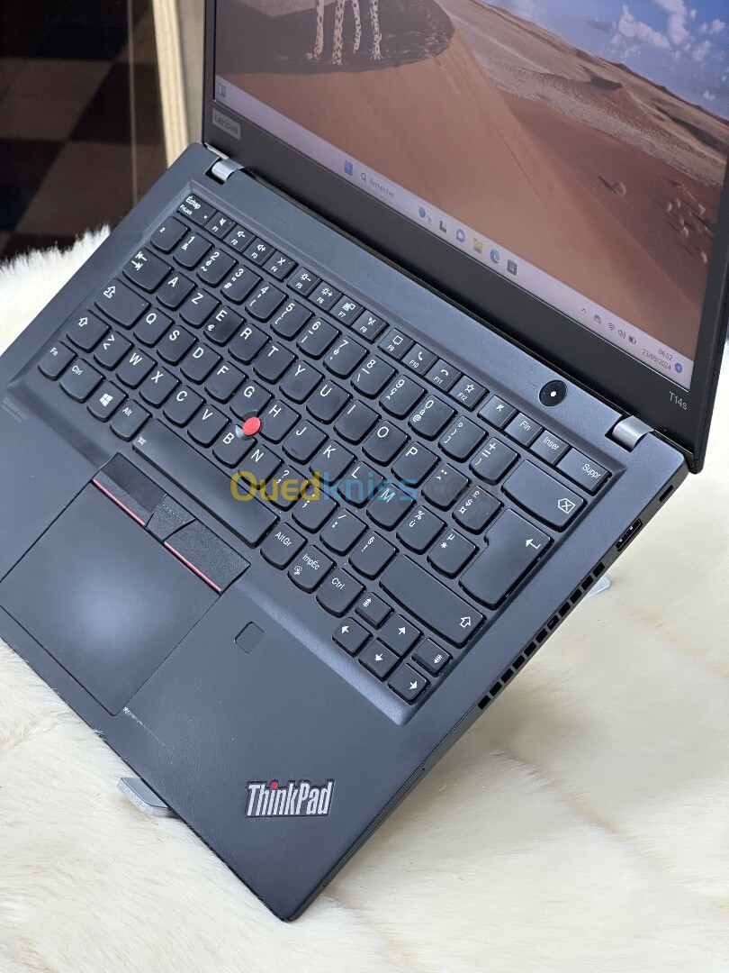 LENOVO THINKPAD T14s I7 10610U 16GO 256GO SSD TACTILE 