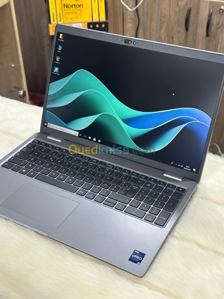 DELL LATITUDE 5540 I7 VPRO 1365U 32GO DDRX 1TO SSD NVME 