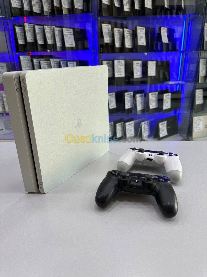 SONY PLAYSTATION 4 slim 500GB avec 2 Manettes 