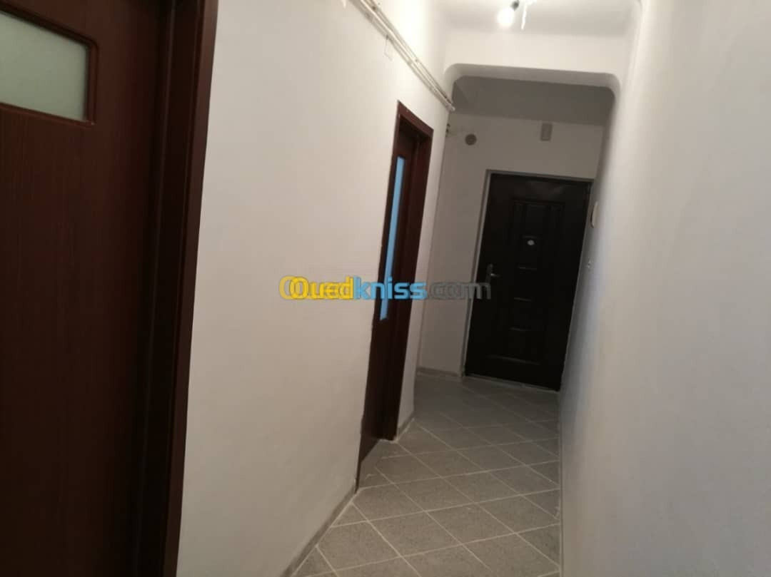 Location Appartement F3 Tipaza Kolea