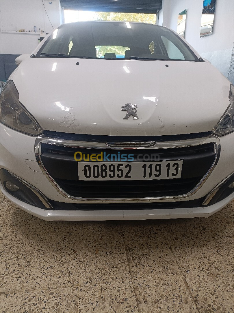 Peugeot 208 2019 