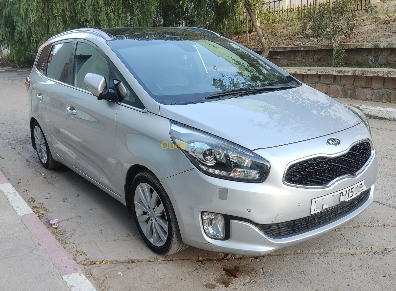 Kia Carens 2015 Luxe