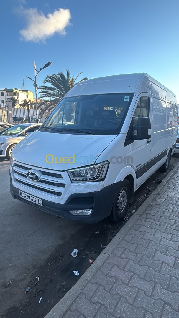 Hyundai Hyundai h350 2017 2017