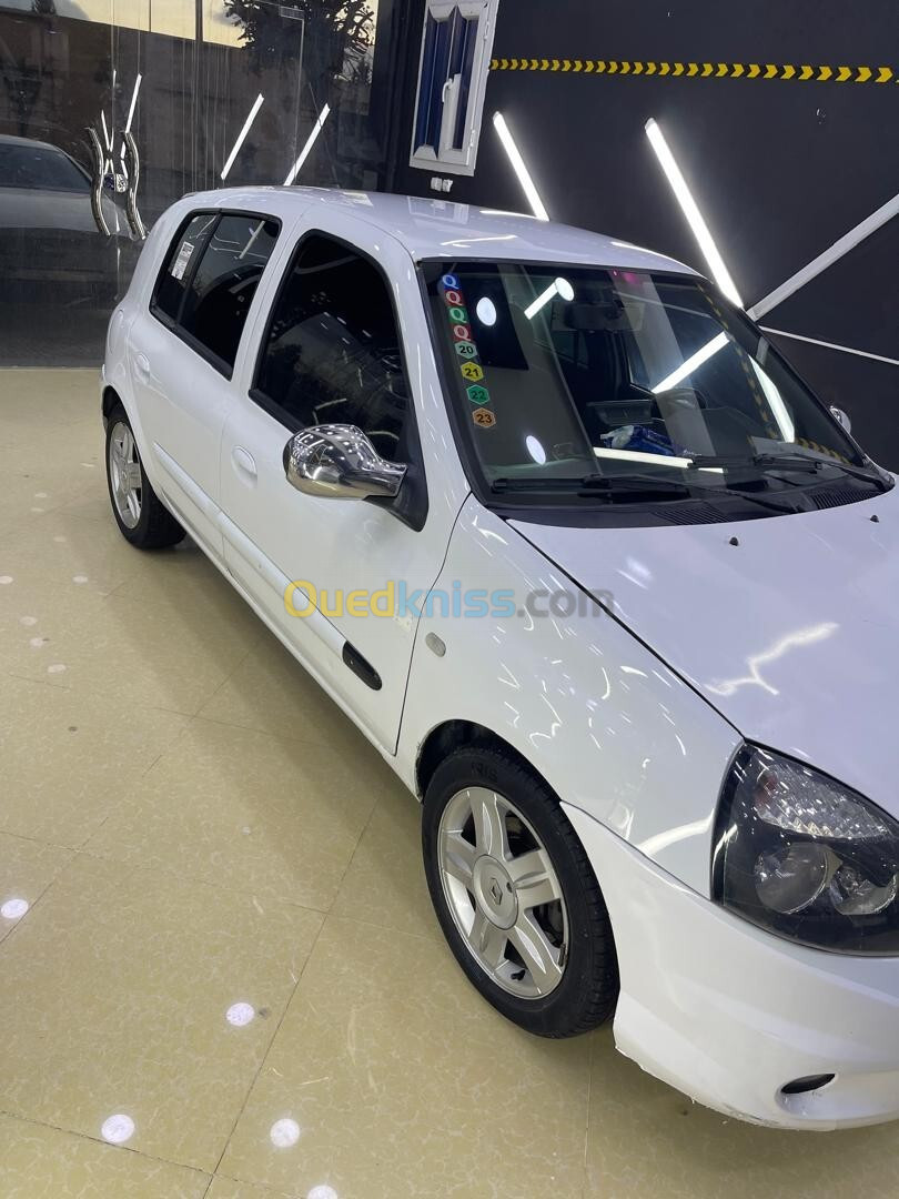 Renault Clio Campus 2012 Bye bye