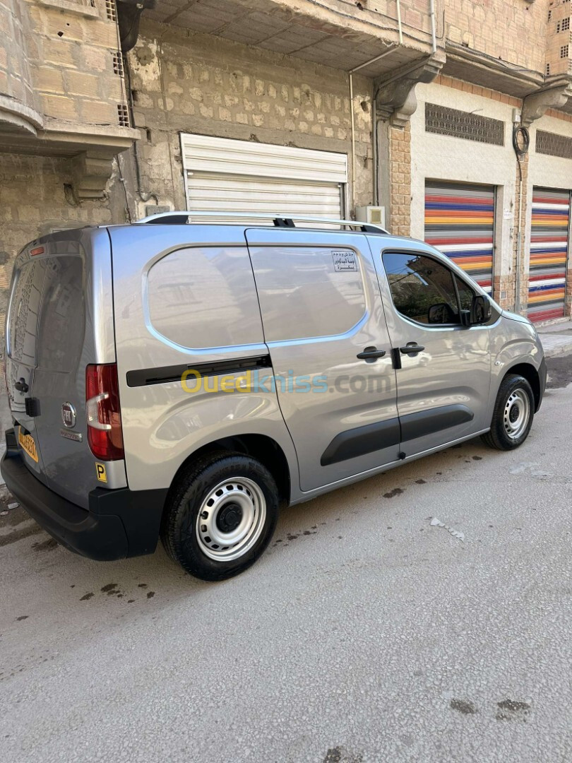 Fiat DOBLO 2023 Professionnel