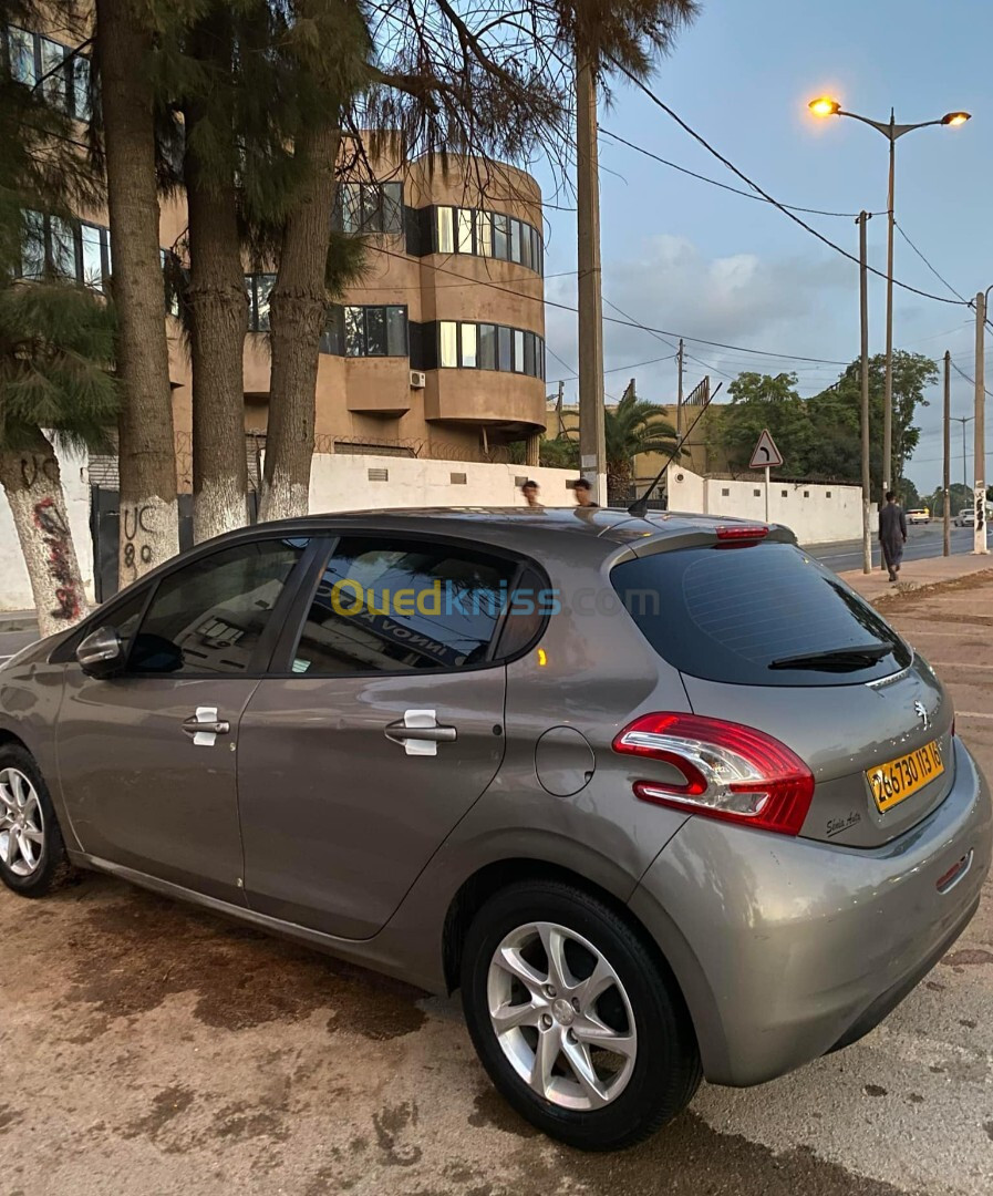 Peugeot 208 2013 Allure