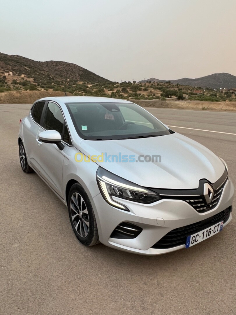 Renault Clio 5 intos 2021 Intos