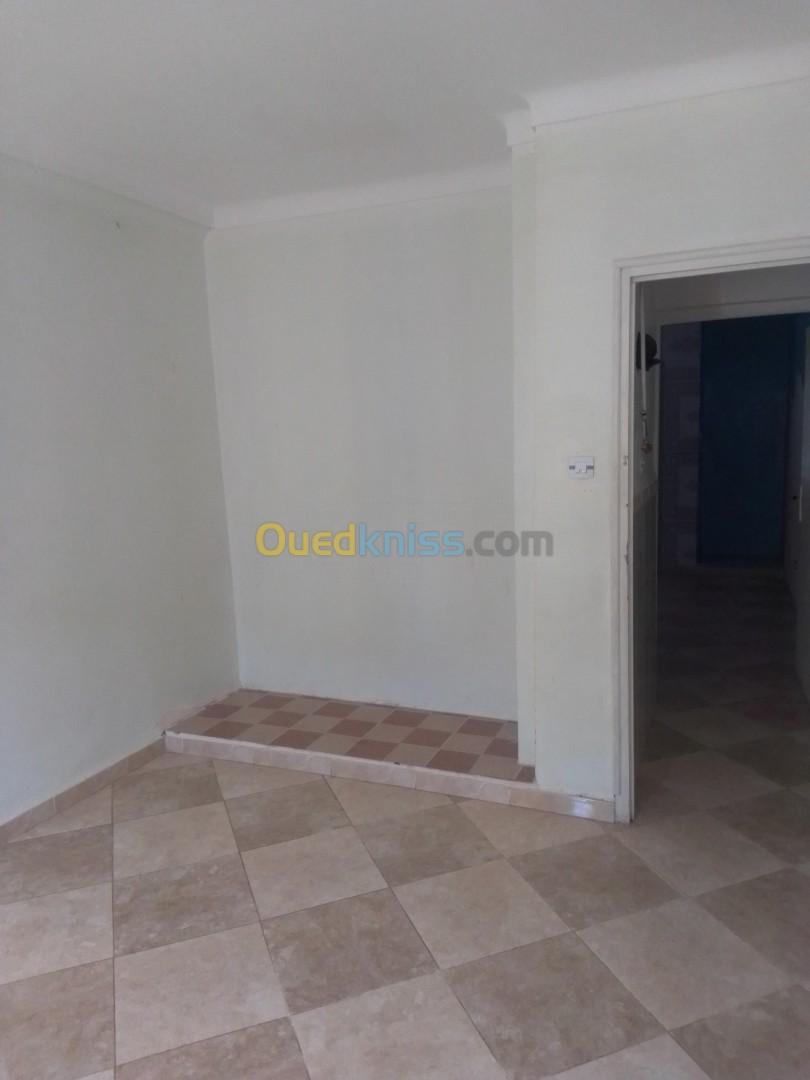 Vente Appartement F4 Chlef Tenes