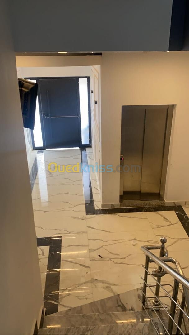 Vente Appartement F4 Oran Bir el djir