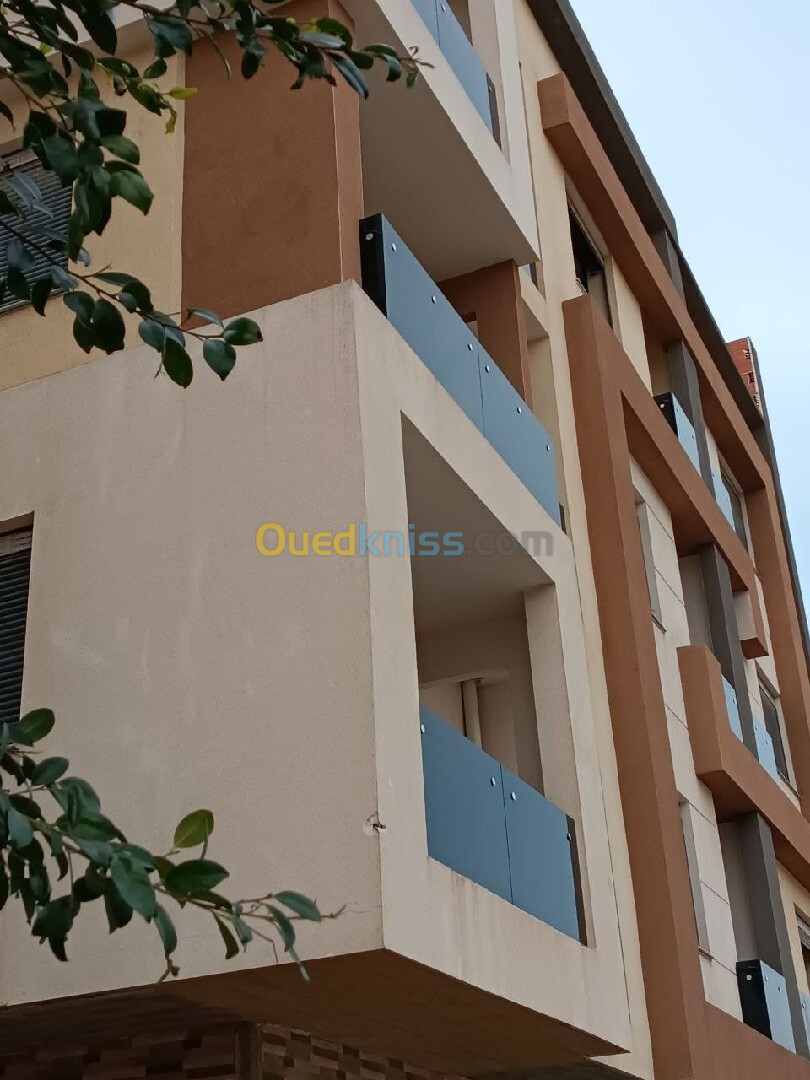 Vente Appartement F4 Alger Bordj el bahri