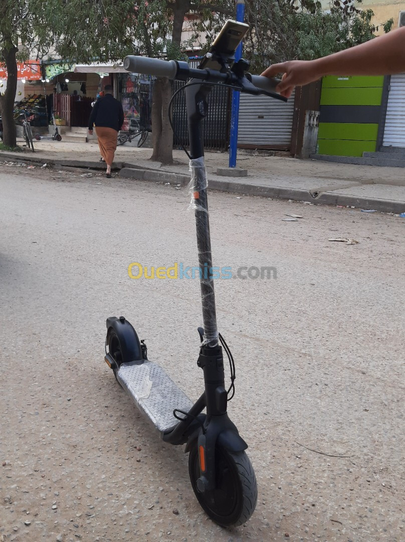 trottinette électrique ninebot