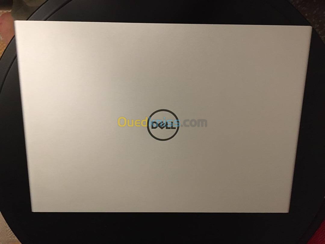 A VENDRE ! DELL VOSTRO 5471 EN PARFAITE ETATS AVEC CHARGEUR DORIGINE 