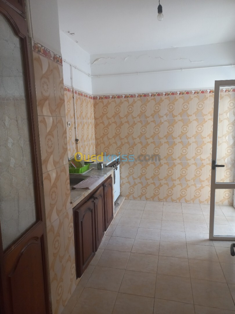 Location Appartement F3 Béjaïa Tichy