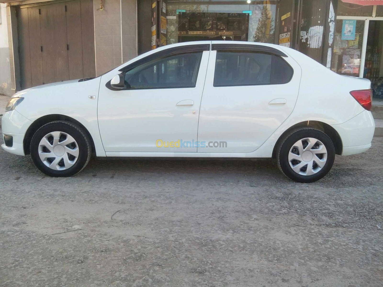 Dacia Logan 2015 لوغان